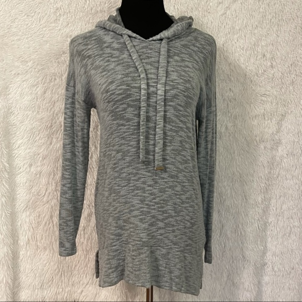 Cupid Woman’s Light Gray Hooded Tunic Sweatshirt